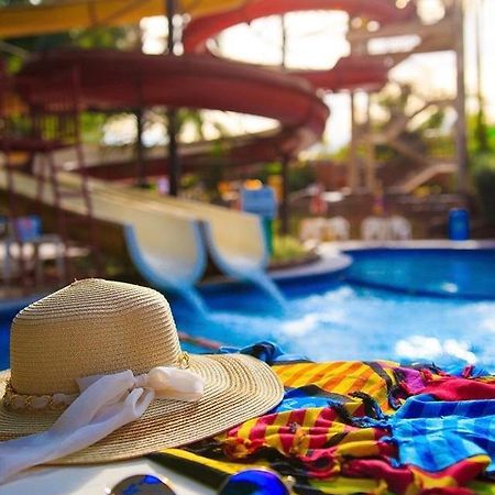 Hotel Golden Dolphin Com Cafe Da Manha! Piscinas 24H กัลดัสโนวัส ภายนอก รูปภาพ
