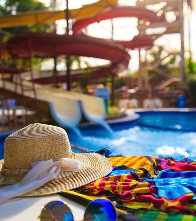 Hotel Golden Dolphin Com Cafe Da Manha! Piscinas 24H กัลดัสโนวัส ภายนอก รูปภาพ